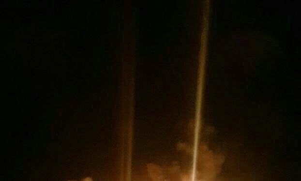 Chiến trường thị trấn Baghouz thuộc tỉnh Deir Ezzor trong trận không kích kinh hoàng. Ảnh: Masdar News.