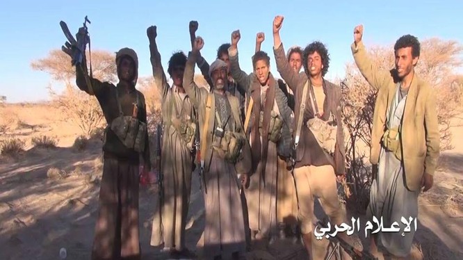 Các chiến binh Houthi trong cuộc tấn công giành chiến thắng ở quận al-Zahir thuộc tỉnh al-Bayda miền trung Yemen