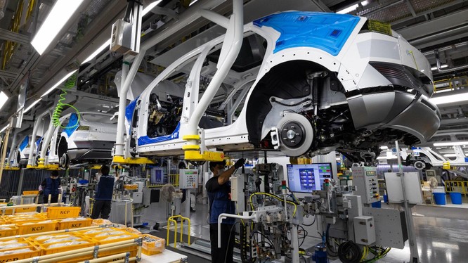 Xưởng sản xuất ô tô điện Hyundai. Hàn Quốc. Ảnh GadGets Now