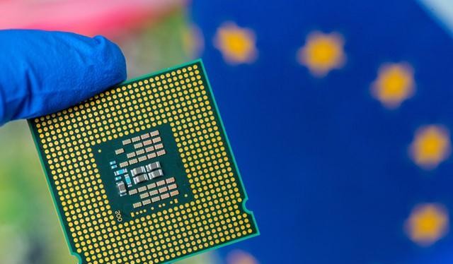 Châu Âu lên kế hoạch đầu tư sản xuất chip. Ảnh E&T