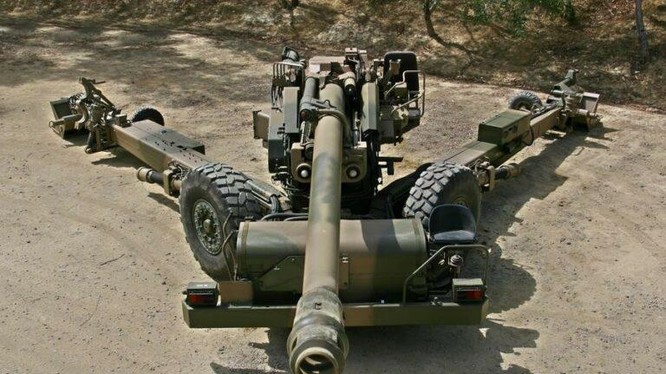 Pháp chuyển giao 6 khẩu lựu pháo TRF1 cho quân đội Ukraine. Ảnh South Front.