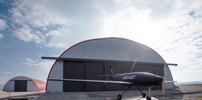 Thiên Nga đen, UAV vận tải hàng hóa của công ty Dronamics. Ảnh Engineering Interesting. 
