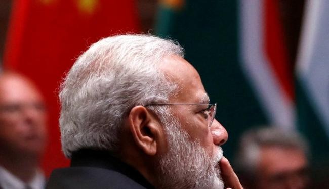 Thủ tướng Narendra Modi đưa ra chiến lược "Make in India". Ảnh: Quartz.