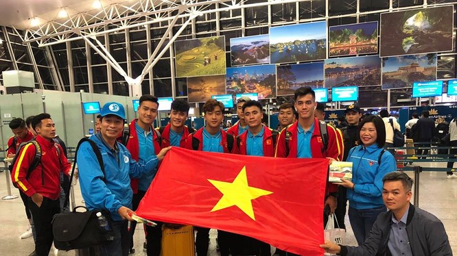 Ông Park đang sở hữu lứa cầu thủ có chiều cao rất tốt. Ảnh HNFC