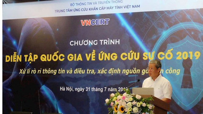 Thứ trưởng Bộ TT&TT Nguyễn Thành Hưng phát biểu khai mạc diễn tập