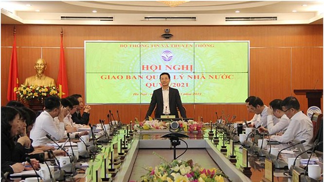 Bộ trưởng Nguyễn Mạnh Hùng phát biểu chỉ đạo Hội nghị. Ảnh Mic
