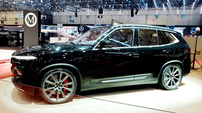 Mẫu VinFast Lux V8 hiện diện tại triển lãm ô tô Geneva 2019. (Ảnh: VinFast)