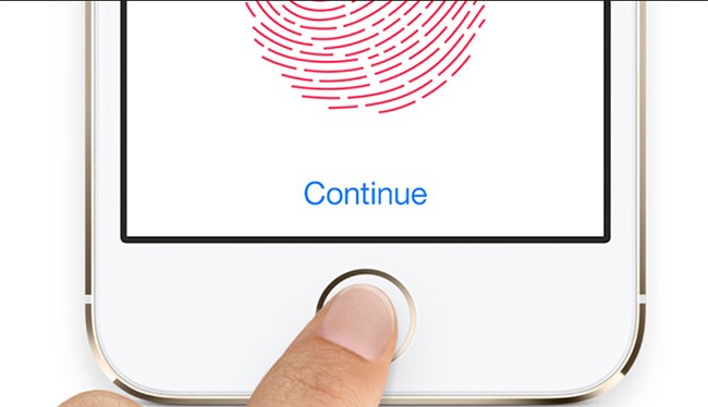 Apple đã quyết định loại bỏ Touch ID trên iPhone X (ảnh: Emgadget)