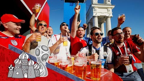 Các cổ động viên hào hứng với World Cup 2018 tổ chức tại Nga