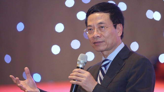 Quyền Bộ trưởng Bộ Thông tin - Truyền thông Nguyễn Mạnh Hùng (ảnh: VnEconomy)
