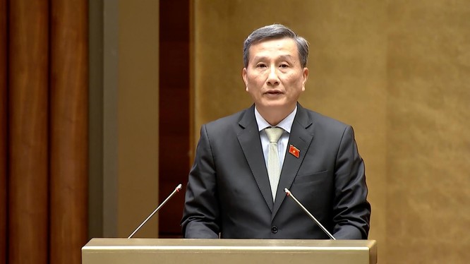 Ông Lê Quang Huy phát biểu tại kỳ họp thứ tư Quốc hội khoá XV