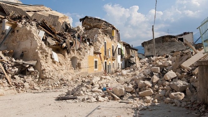 Dự báo chính xác trước các trận dư chấn động đất sẽ góp phần quan trọng làm hạn chế thiệt hại cho con người (Ảnh Pixabay)