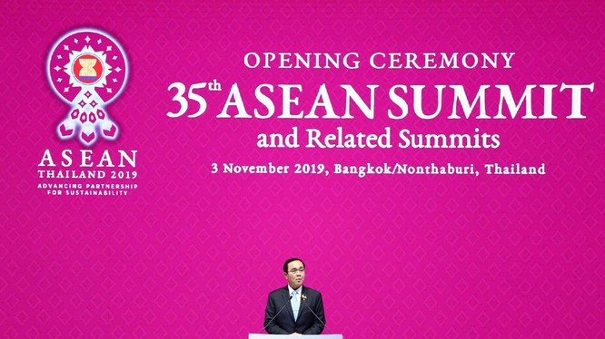 Thủ tướng Thái Lan Prayuth Chan-ocha phát biểu khai mạc Hội nghị (Ảnh: Reuters)
