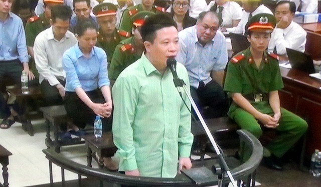 Bị cáo Hà Văn Thắm trong phiên xét xử chiều 29/08.