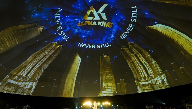 Cái tên đứng sau Alpha King vẫn là bí ẩn với truyền thông và thị trường...