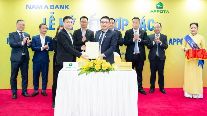 Nam A Bank - Ngân hàng Việt đầu tiên liên kết cùng ví điện tử AppotaPay