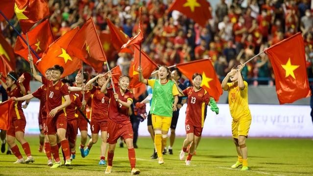 Đội tuyển bóng đá nữ Việt Nam lần thứ 3 liên tiếp giành HCV SEA Games.
