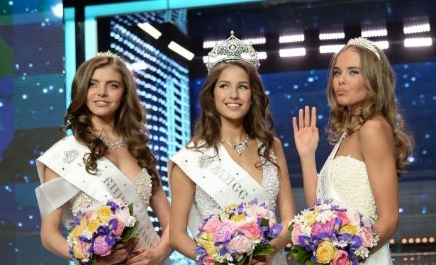 Vẻ đẹp trong sáng của Hoa hậu Nga 2016