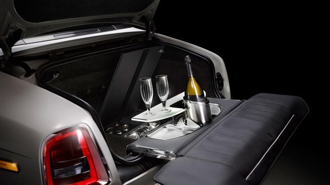 Rolls-Royce ra mắt Phantom Zenith - Phiên bản cuối cùng