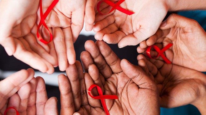 Ước tính có 260.000 người chung sống với HIV tại Việt Nam tính đến năm 2016.