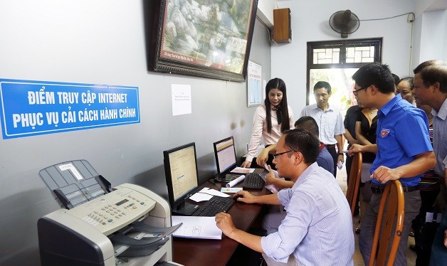 Tính đến thời điểm đầu tháng 7/2017, Thành phố đã triển khai 81/96 dịch vụ công trực tuyến, đạt 84,4%. Ảnh: Hanoi.gov.vn