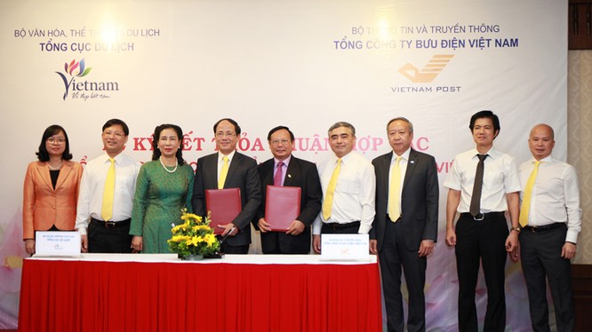 Lễ ký thỏa thuận hợp tác giữa Tổng công ty BĐVN và Tổng cục Du lịch.