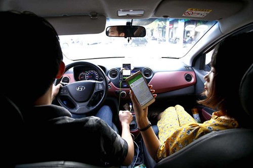 Hoạt động thí điểm taxi công nghệ được cho là đã gây ra không ít vấn đề. Ảnh minh hoạ: Ngọc Dương