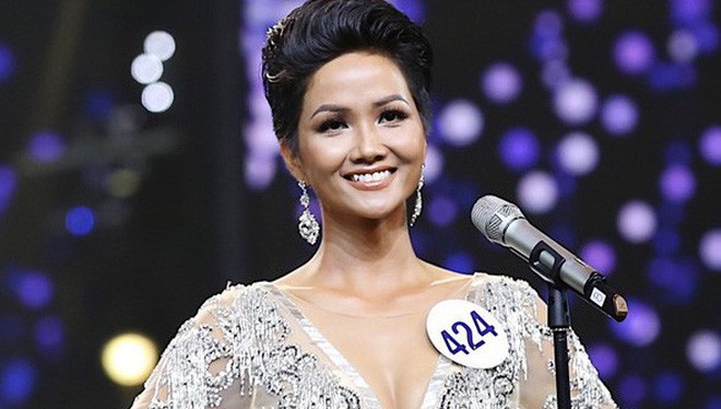 Cô gái người Ê đê - H’Hen Niê vừa đăng quang Hoa hậu Hoàn vũ Việt Nam 2017. Ảnh: HHHVVN
