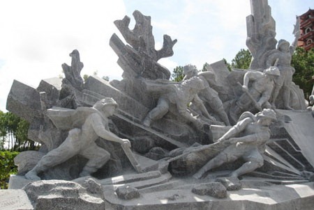 Ngày 24/6/1968 âm lịch, mười cô gái TNXP đã anh dũng hi sinh ở Ngã ba Đồng Lộc.