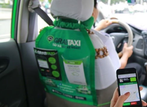 Grab Việt Nam tuyên bố: Giá cước GrabTaxi hiển thị trên ứng dụng Grab chỉ để hành khách tham khảo.