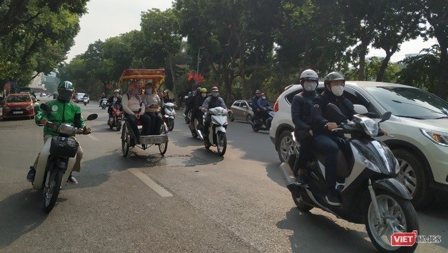 Sở GTVT Hà Nội ra quân chốt trực tại các cửa ngõ vào thành phố.