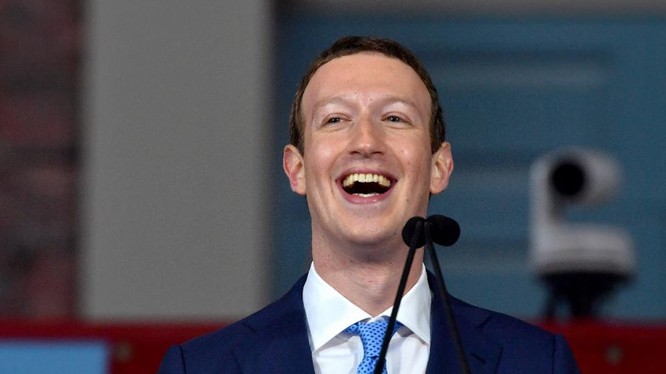 Chỉ mới 33 tuổi, Zuckerberg hiện đã sở hữu số tài sản trị giá 66,7 tỷ USD