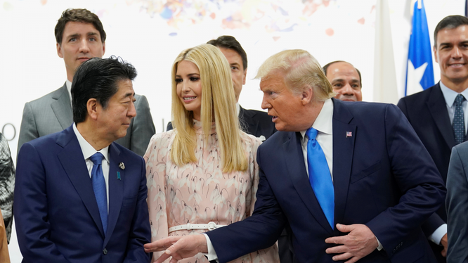 Sự hiện diện dày đặc của Ivanka Trump trong Hội nghị thượng đỉnh G20 vừa qua thể hiện rõ qua bức ảnh này (Ảnh: Business Insider)
