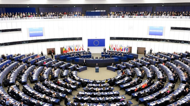 Nghị viện châu Âu chính thức thông qua EVFTA vào chiều ngày 12/2 (Ảnh: Euractiv)