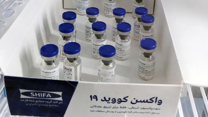 Iran đang chuẩn bị cho chương trình tiêm chủng quốc gia (Ảnh: RT)