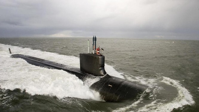 Jonathan Toebbe và vợ âm mưu bán nhiều tài liệu liên quan tới mẫu thiết kế động cơ tàu ngầm nguyên tử lớp Virginia (Ảnh: AFP)
