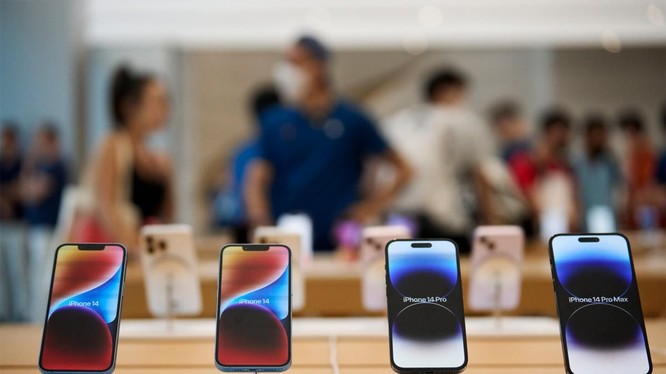 Apple được dự báo sẽ thiếu hụt khoảng 6 triệu chiếc iPhone trong năm nay (Ảnh: The Financial Express)