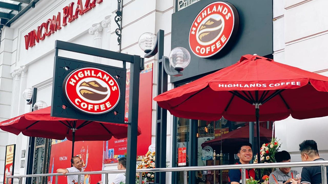 Jollibee muốn bán 10 – 15% cổ phần chuỗi Highlands Coffee