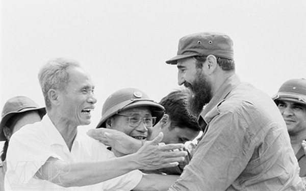 Fidel Castro luôn dành cho Việt Nam những tình cảm đặc biệt (Ảnh: TTXVN)