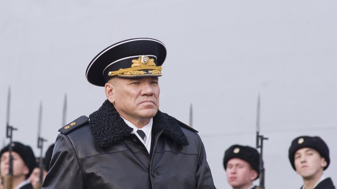 Tư lệnh Hạm đội Baltic Viktor Kravchuk.