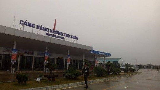 Cả ngàn khách đi Hải Phòng, Thanh Hóa phải đáp chuyến bay ở Hà Nội
