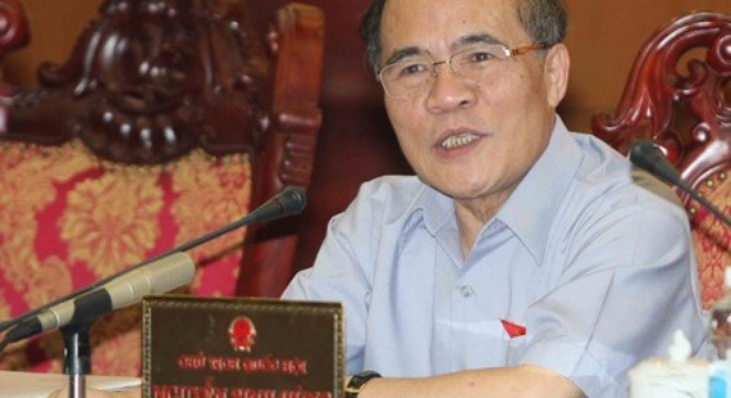Chủ tịch Quốc hội Nguyễn Sinh Hùng đề nghị phải phân cấp rõ ràng giữa trung ương với địa phương để bố trí ngân sách cho hợp lý