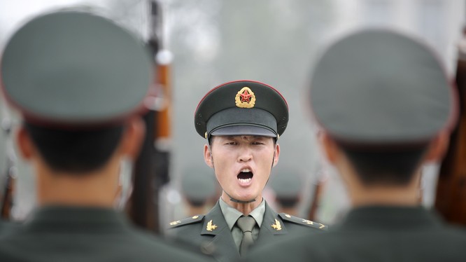 Chủ tịch Tập Cận Bình tuyên bố Trung Quốc sẽ cắt giảm 300.000 quân, nhưng không thông báo rõ việc cắt giảm nhằm vào khu vực nào - Ảnh: AFP