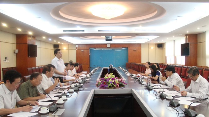 Bộ TT&TT làm việc với UBND TP.Hồ Chí Minh về phương án sắp xếp báo chí 
