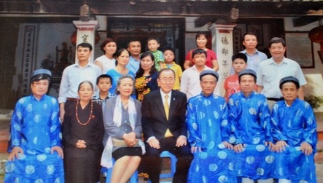 Ông Ban Ki-moon về Việt Nam nhận là con cháu họ Phan?
