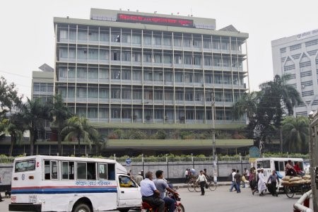 Tòa nhà ngân hàng trung ương Bangladesh tại thành phố Dhaka. Ảnh: Reuters.