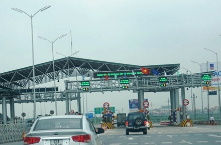 Trạm thu phí Km152+080 QL1 dự án cải tạo, nâng cấp QL1 đoạn Hà Nội – Bắc Giang.