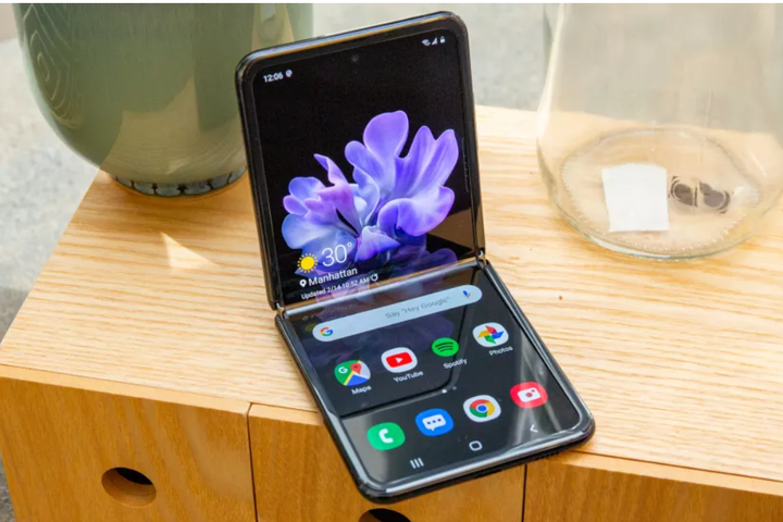 Samsung Galaxy Z Flip 3: Giá bán, thông số, kỳ vọng