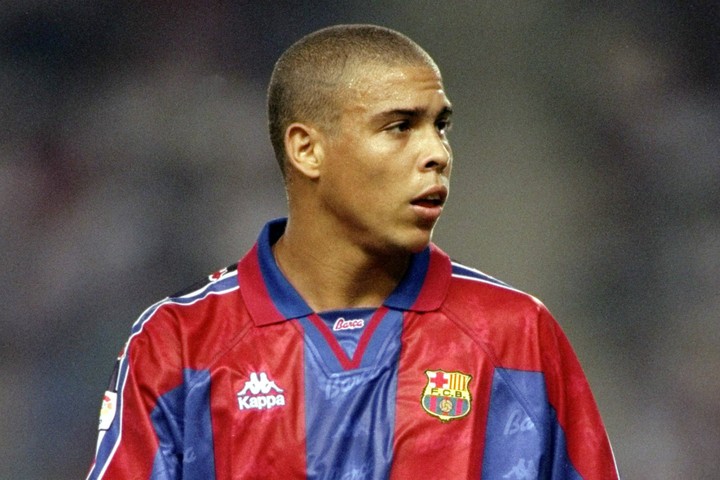 Cruzeiro và Ronaldo Béo thay đổi hợp đồng có thời hạn của SAF