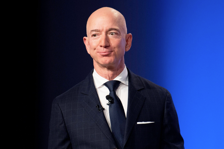 Hành trình tỉ phú của nhà sáng lập Amazon Jeff Bezos